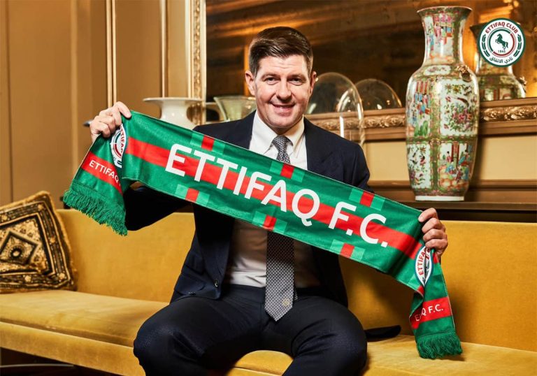 ستيفن جيرارد مدرب الاتفاق السعودي