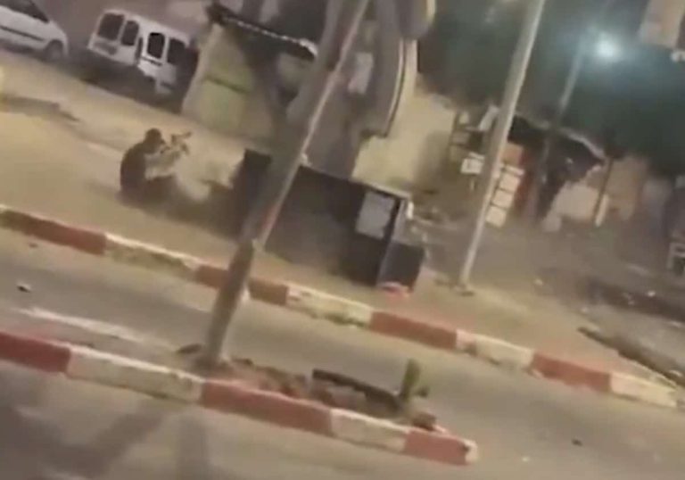 أسد جنين.. فيديو يوثق شجاعة منقطعة النظير لبطل فلسطيني