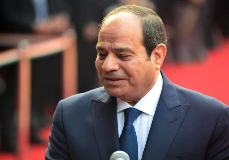 أمهات مصريات محرومات من التصرف في أموال أطفالهن ينتظرن إشارة السيسي أمهات مصريات محرومات من التصرف في أموال أطفالهن ينتظرن إشارة السيسي