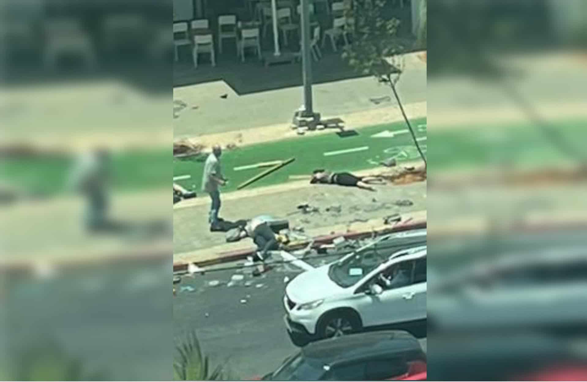 الخليل تضمد جراح جنين.. عملية مزدوجة في تل أبيب وإصابة 10 بينها 3 في حالة خطرة عملية تل ابيب