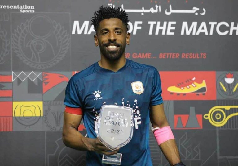 احتفال بهلواني غريب لحارس فاركو بعد الريمونتادا أمام الزمالك