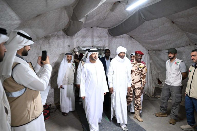 خطوة إماراتية مريبة في على الحدود التشادية السودانية.. مستشفى إغاثي أم مخزن أسلحة؟ الإمارات والتشاد