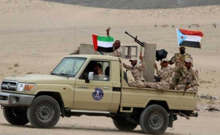 جنون ميليشيا الإمارات.. "متوفاة" تزور ابنها المعتقل في سجون المجلس الانتقالي باليمن