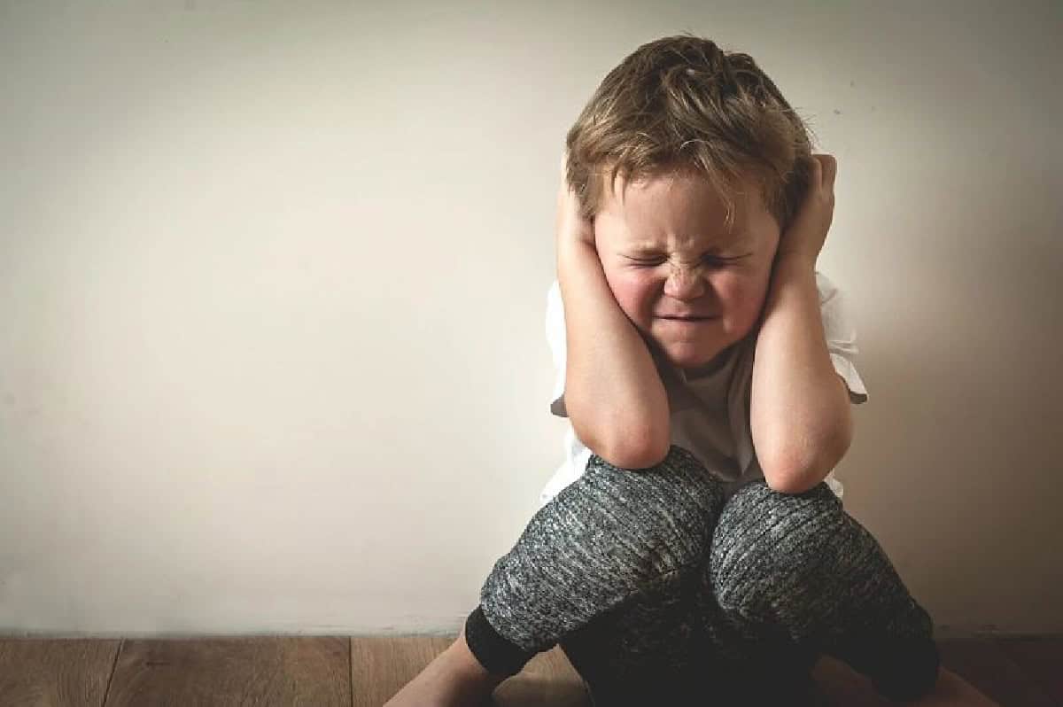 السلوكيات التي يمكن أن تمنع الأطفال من النضوج بشكل أسرع.