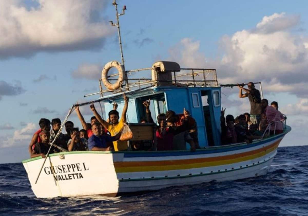 صادم.. مصر تتفوق على أفغانستان وسوريا في معدلات الهجرة إلى أوروبا بنسبة تزيد عن 338% صادم.. مصر تتفوق على أفغانستان وسوريا في معدلات الهجرة إلى أوروبا بنسبة تزيد عن 338%