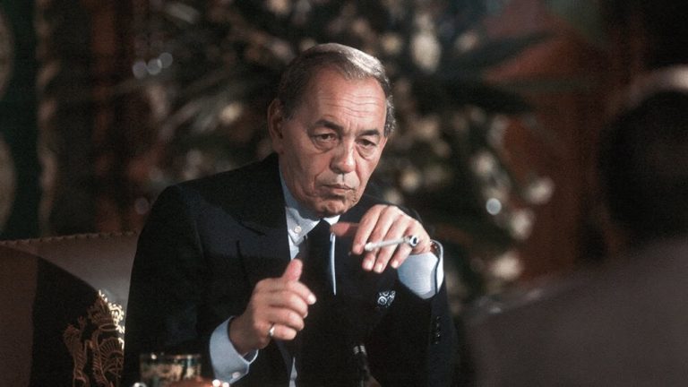 كتاب فرنسي جديد يفجّر مفاجآت .. هكذا فَشِلَ مخطط اغتيال الحسن الثاني بإيعاز من هواري بومدين! الحسن الثاني