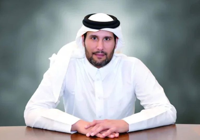 الشيخ جاسم بن حمد آل ثاني يحسم شراء مانشستر يونايتد برقم خيالي الشيخ جاسم بن حمد آل ثاني يحسم شراء مانشستر يونايتد برقم خيالي