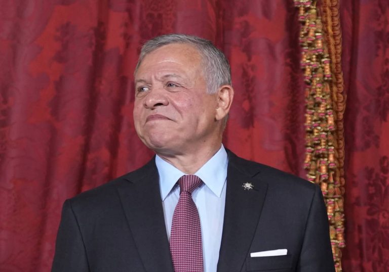 "التاريخ يشهد".. الملك يخرج عن صمته بشأن قانون الجرائم الإلكترونية ويطمئن الأردنيين