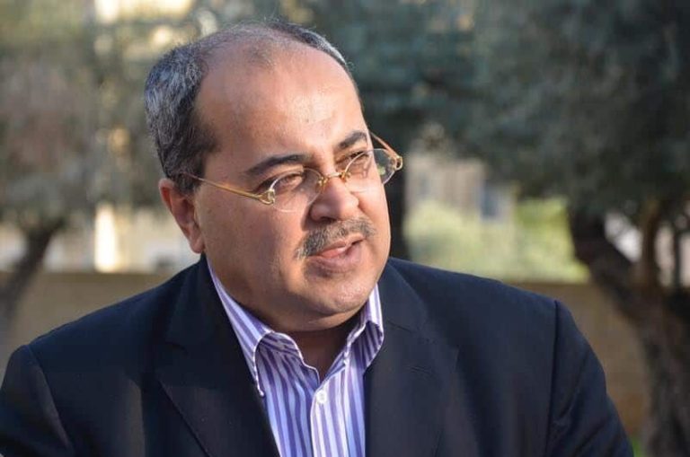النائب أحمد الطيبي: حذاء المسعفة رزان النجار برأس السفيرة الأمريكية “هايلي” النائب أحمد الطيبي