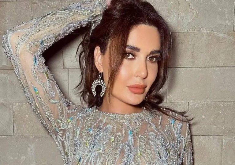 سيرين عبدالنور في ظهور فاضح مع رامي عياش في العلمين (شاهد) سيرين عبدالنور في ظهور فاضح مع رامي عياش في العلمين (شاهد)