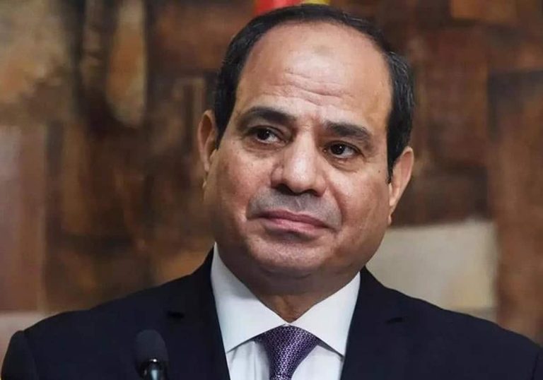 لم ينشر من قبل.. تفاصيل تقرير سري يدين السيسي في فض رابعة وهكذا تم إخفاؤه