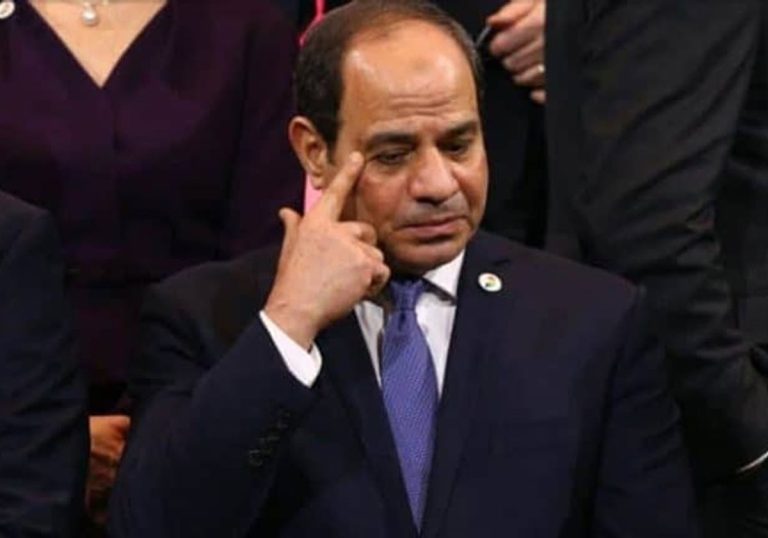 منافس السيسي المحتمل يحرجه ببيان عن "عملية التهريب الكبرى".. هذا ما جاء فيه