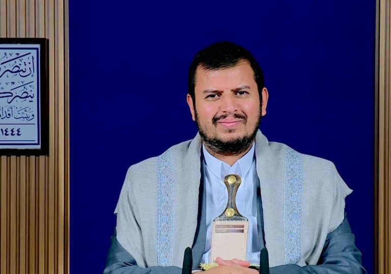 الحوثي يوجه آخر تحذير للسعودية ويلوح بقصف نيوم.. هل يفعلها عبدالملك؟ الحوثي يوجه آخر تحذير للسعودية ويلوح بقصف نيوم.. هل يفعلها عبدالملك؟