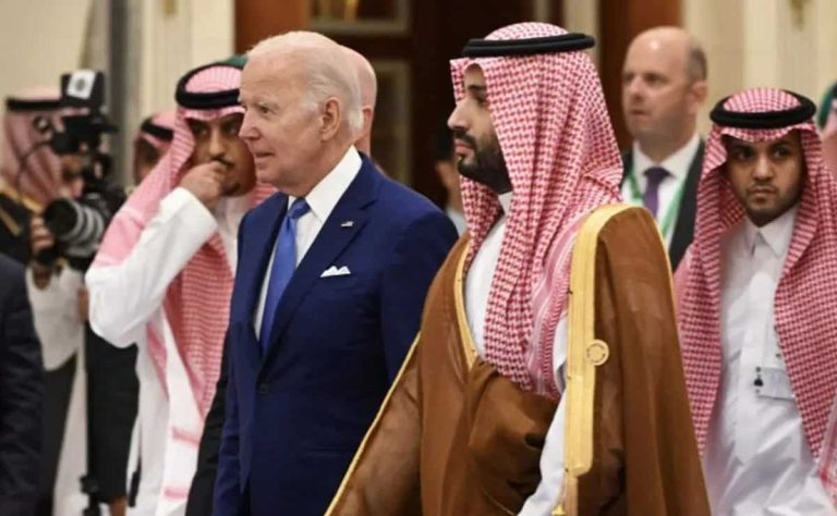 دبلوماسي إيطالي سابق: صفقة التطبيع بين السعودية وإسرائيل خدعة لطمس حقوق الفلسطينيين