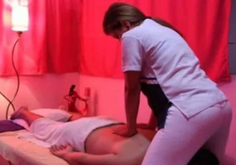 جنس حرام ودعارة خلف ستار مراكز المساج بقطر.. الشرطة داهمتها وهذا ما وجدته جنس حرام ودعارة خلف ستار مراكز المساج بقطر.. الشرطة داهمتها وهذا ما وجدته