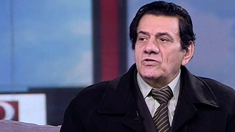 “توقع موته منذ 5 شهور وأمر بتجهيز قبره” .. هذه وصية الفنان المصري الراحل مظهر أبو النجا مظهر أبو النجا