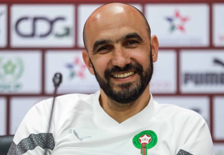 وليد الركراكي يحرج ملك المغرب محمد السادس بما فعله في سلا (فيديو) وليد الركراكي