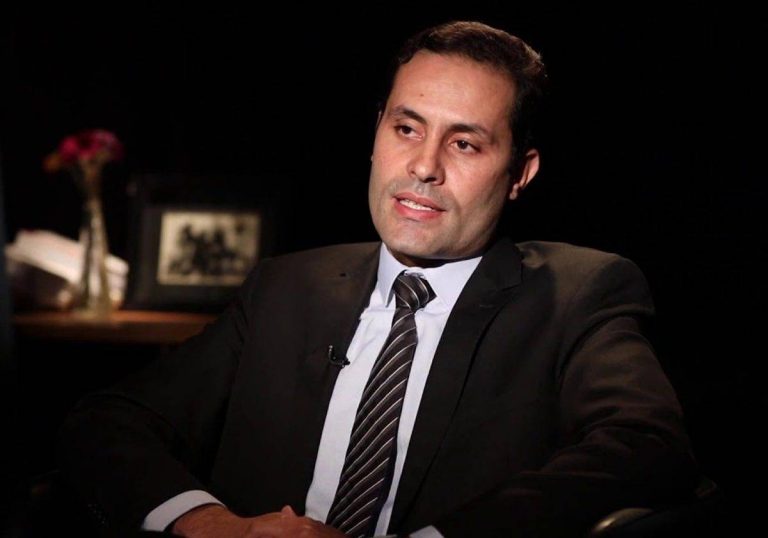 أحمد الطنطاوي يكشف تفاصيل صادمة عن اختراق هاتفه وسرقة بياناته.. وعلاقة إسرائيل أحمد الطنطاوي يكشف تفاصيل صادمة عن اختراق هاتفه وسرقة بياناته.. وعلاقة إسرائيل