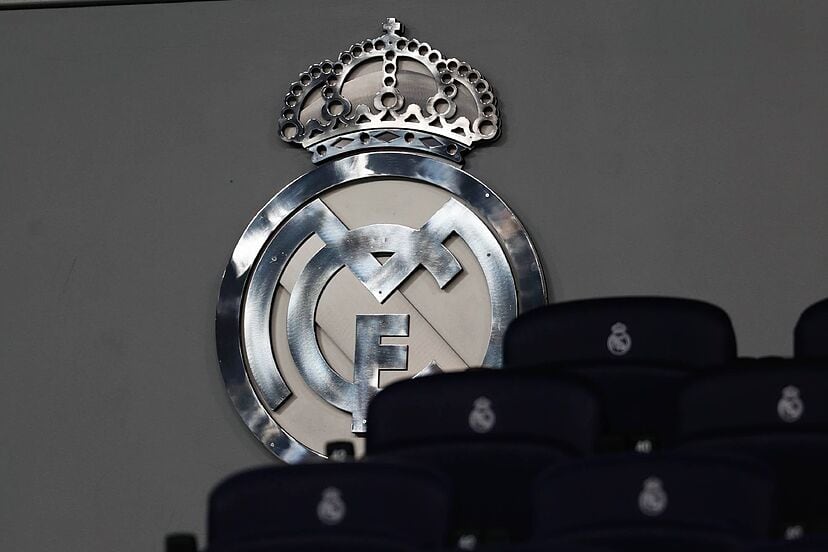 اعتقال 3 لاعبين من نادي ريال مدريد بعد نشرهم مقاطع فيديو جنسية لأحدهم مع قاصر