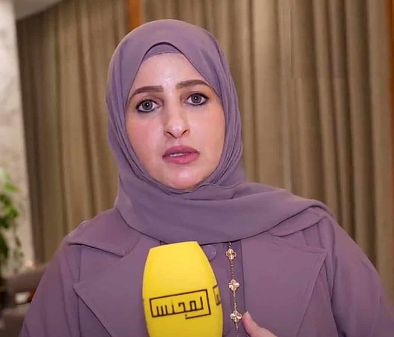 الدكتورة عهود ناصر الهاجري تنتقد قرار جامعة الكويت إلغاء الاختلاط