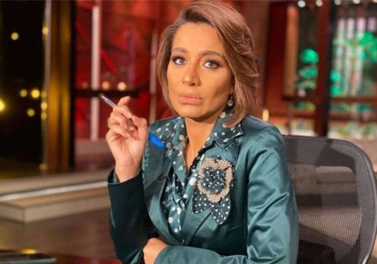 إعلامية شهيرة تعتذر للسيسي بسبب انتقاد “احتفظت به بداخلها ولم تعلن عنه أساسا” إعلامية شهيرة تعتذر للسيسي بسبب انتقاد "احتفظت به بداخلها ولم تعلن عنه أساسا"