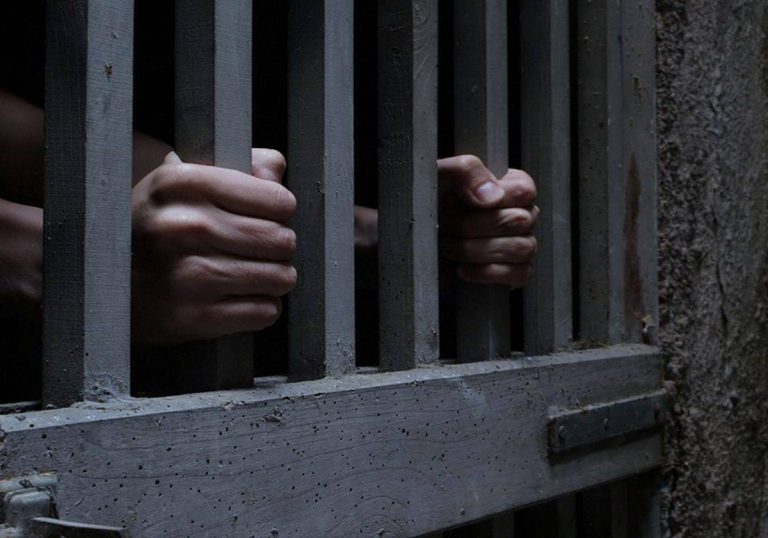تسريبات سجون مصر.. فيديوهات مأساوية لقيادات إخوانية فمن سربها؟
