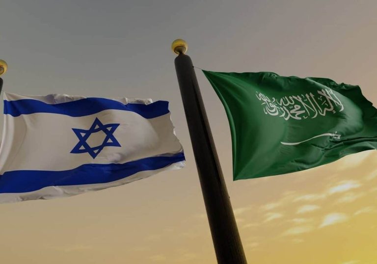 استقالة نتنياهو وتخفيف محاكمته الجنائية مقابل التطبيع مع السعودية.. ما حقيقة هذه الصفقة؟