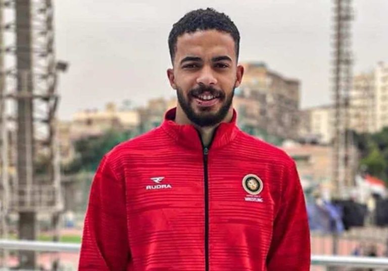 تفاصيل هروب سيف شكري لاعب منتخب مصر للمصارعة الحرة في دبي تفاصيل هروب سيف شكري لاعب منتخب مصر للمصارعة الحرة في دبي