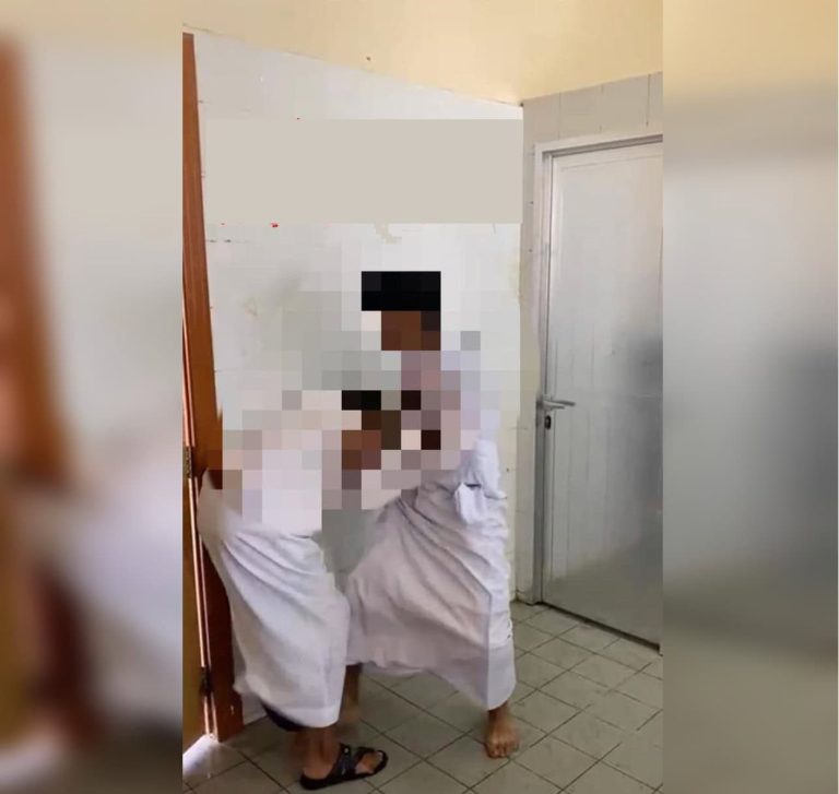 شجار بين مراهقين