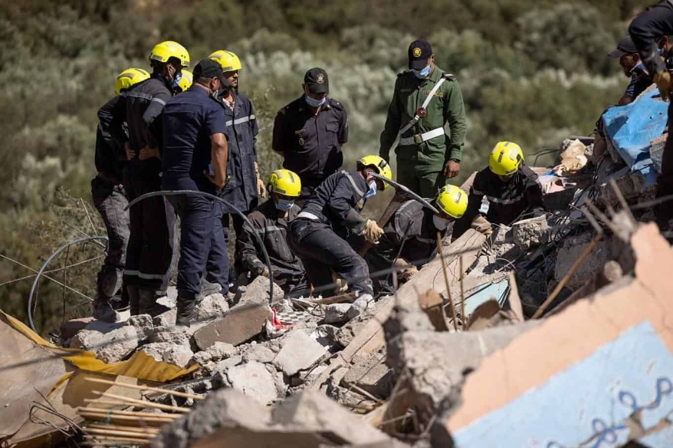 رفض المساعدة الجزائرية والتونسية بعد الزلزال.. ما الذي خسره المغرب؟ فرق الإنقاذ الجزائرية