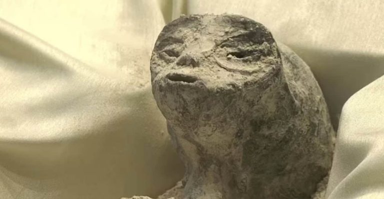 كائنات فضائية في الكونغرس المكسيكي