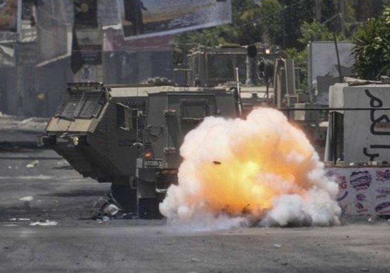 فيديو لحظة تفجير عبوة ناسفة في قوة إسرائيلية راجلة بنابلس.. مشاهد تُعرض للمرة الأولى