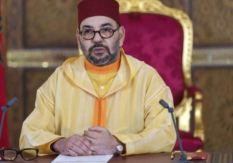 هل صحة والدة محمد السادس في خطر؟.. تكهنات حول أسباب سفره المفاجئ لفرنسا!