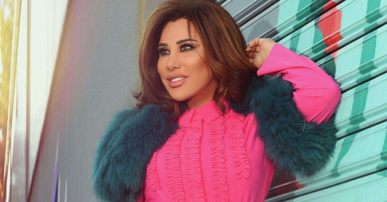 نجوى كرم تثير الغضب بما فعلته فور إعلامها بوقوع الزلزال أثناء حفلها في المغرب! (فيديو)