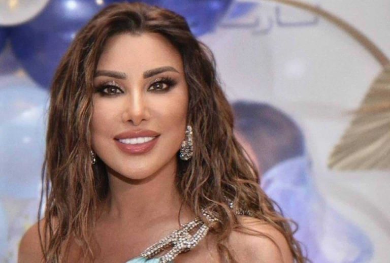صورة نجوى كرم بدون فوتوشوب تفضح ما تحاول إخفاءه.. تبدو أكبر من 57 عاماً (شاهد) صورة نجوى كرم بدون فوتوشوب تفضحها.. تبدو أكبر من 57 عاماً (شاهد)