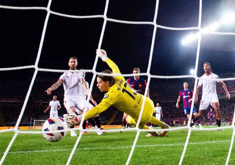 خطأ راموس يُعيد برشلونة إلى صدارة الدوري الإسباني الممتاز (فيديو) خطأ راموس في مباراة برشلونة وإشبيلية