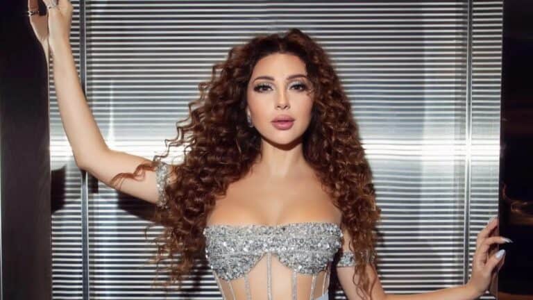 ميريام فارس بفستان مصنوع من الزجاج كشف المستور (شاهد) ميريام فارس