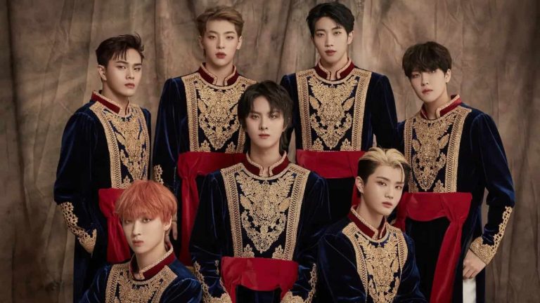 قائدها عاش في الإمارات .. فرقة kingdom الكورية تسيء للقرآن