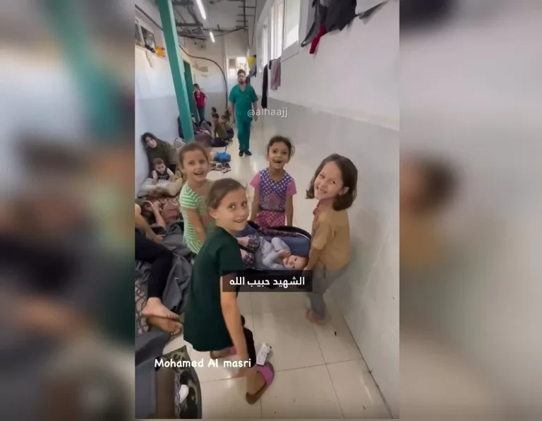“لعبة الشهيد”.. ترفيه أطفال غزة من وحي الجرائم الوحشية لإسرائيل (فيديو) أطفال غزة يلعبون لعبة الشهيد