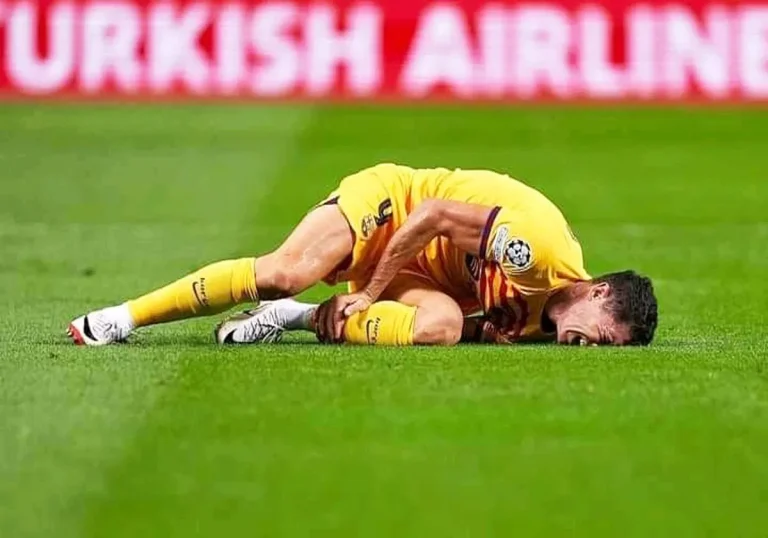 طبيعة إصابة ليفاندوفسكي لاعب برشلونة في دوري أبطال أوروبا 2023 (صور) إصابة ليفاندوفسكي