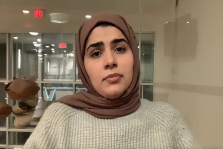 بث "مركز مناصرة معتقلي الإمارات" تسجيلاً مصوراً لكلمة وشكوى ألقتها المدافعة عن حقوق الإنسان وابنة معتقل الرأي عبدالسلام درويش، "جنان المرزوقي" إلى مجلس حقوق الإنسان.