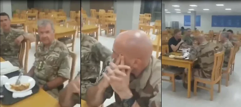 مواطن عُماني يوبخ ضباط وجنود بريطانيين في بلاده تضامنا مع غزة.. شاهد ما قاله لهم! جنود بريطانيون يجلسون حول مائدة ويفطرون