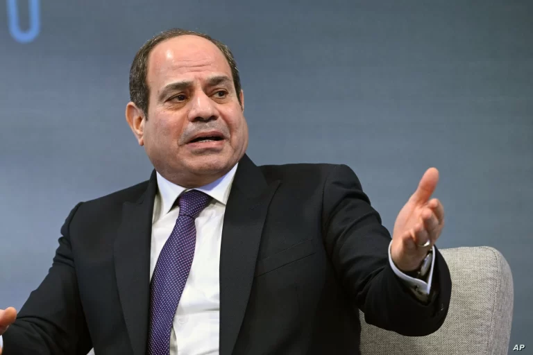 نظام السيسي يميل لقبول عرض "النزوح الفلسطيني من غزة لسيناء" مقابل حوافز مالية ضخمة