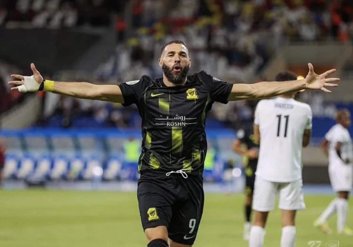 اللاعب بنزيما