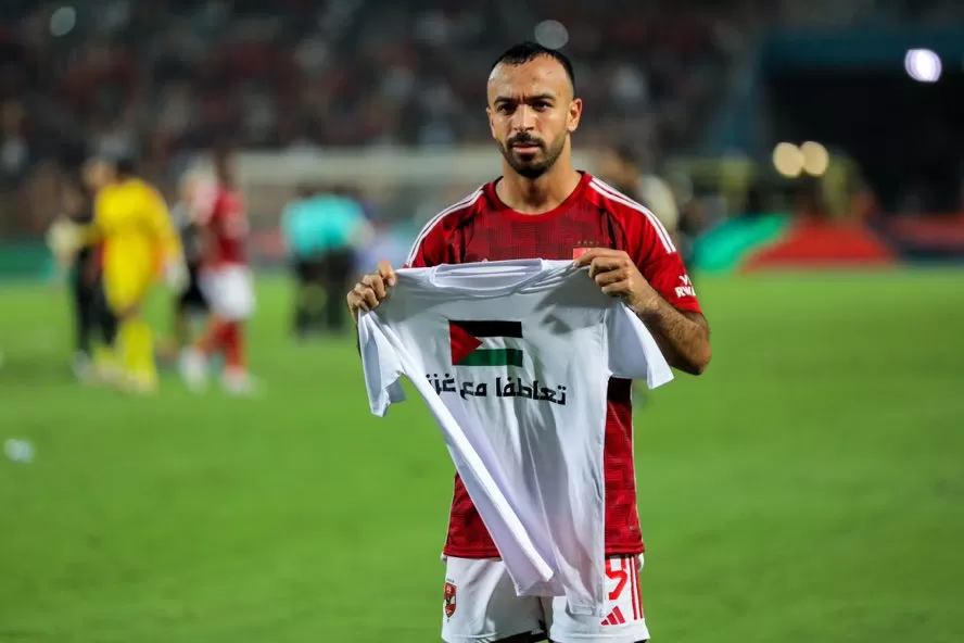 لاعب الأهلي قفشة