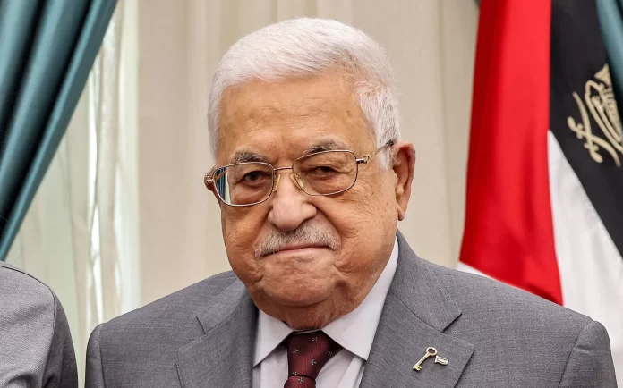 تراجع شعبية محمود عباس