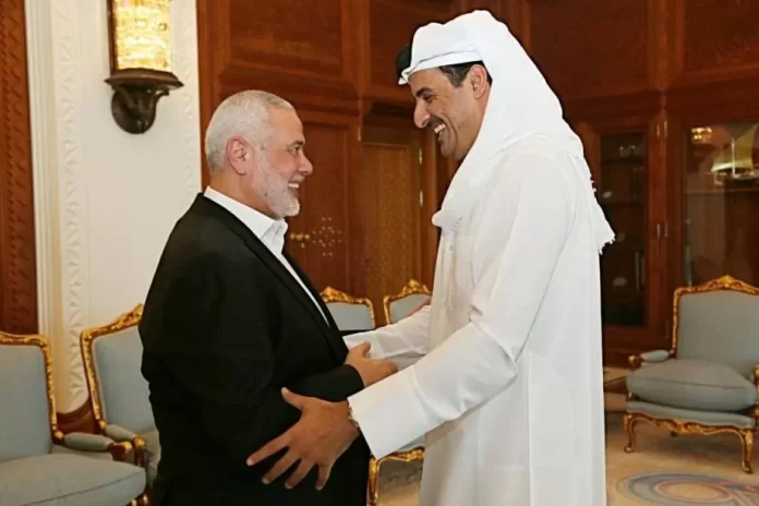 اسماعيل هنية وتميم بن حمد أمير قطر