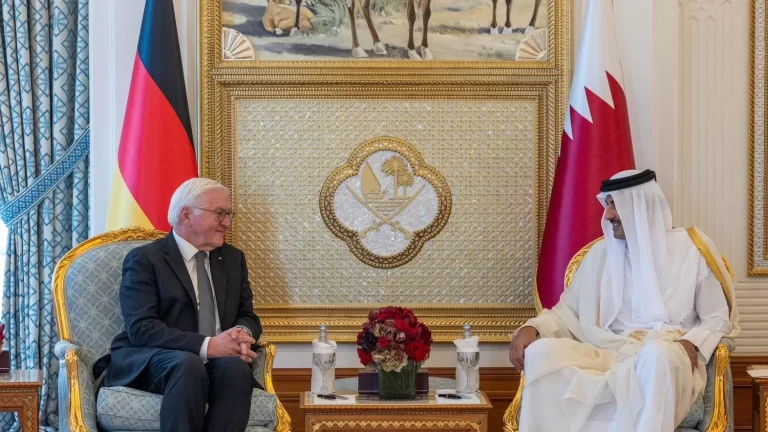 “لأجل غزة”.. الرئيس الألماني يتعرض لموقف “مذل” في قطر (فيديو) الرئيس الألماني فرانك شتاينماير في قطر