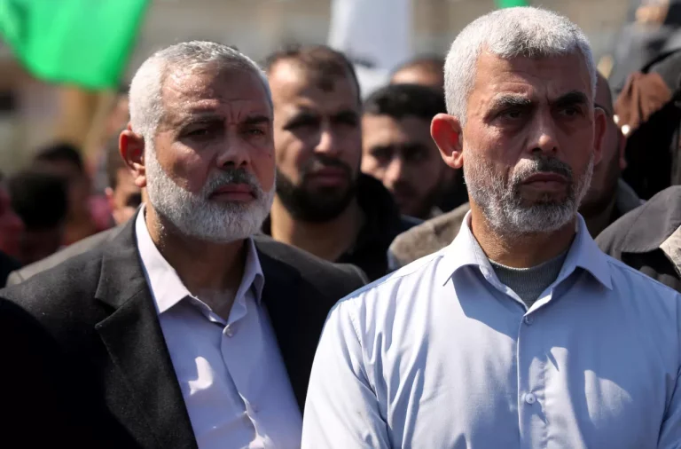 مقترح إسرائيلي لمواجهة حماس دون اغتيال قادتها وتكرار نموذج ياسر عرفات تهجير قادة حماس