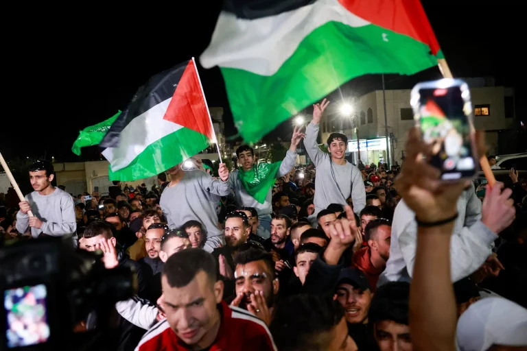 كيف نجحت المقاومة بتحقيق ما عجزت عنه جيوش ميزانياتها مئات المليارات من أموال المسلمين؟ حماس وصفقة تبادل الأسرى